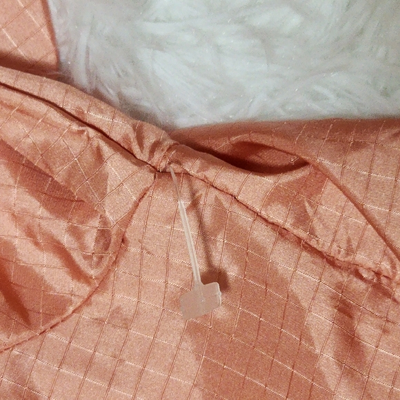 Nike Essential Women's Running Jacket/Orange/ Small/ NEW NO TAG/ Water Repellent - Picture 11 of 17